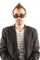 Ray-Ban Active Lifestyle RB4151 601/68 on people 5