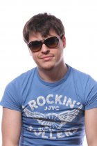 Ray-Ban Highstreet RB4162 710/51 on people 11