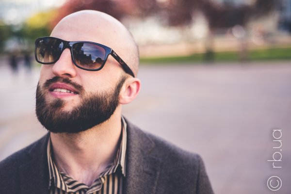 Ray-Ban Highstreet RB4181 710/51 on people 1