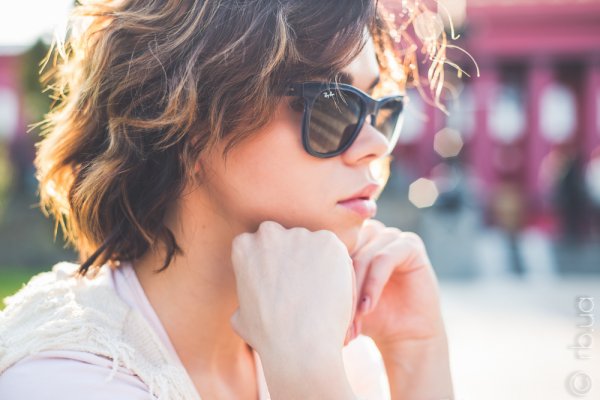 Ray-Ban Highstreet RB4184 6042/71 on people 1