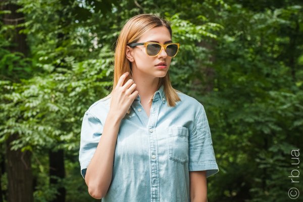 Ray-Ban Highstreet RB4184 6043/40 on people 4