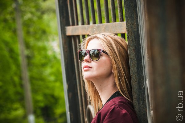 Ray-Ban Highstreet RB4184 6114/3M on people 8