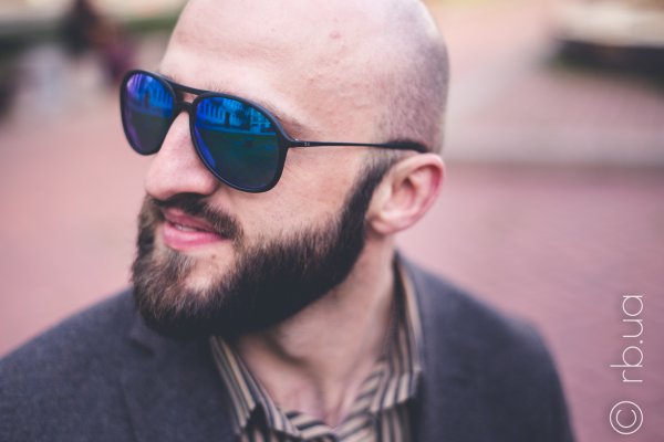 Ray-Ban Alex RB4201 622/55 on people 1