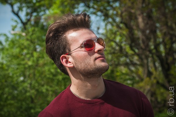 Ray-Ban Alex RB4201 6293/C8 on people 7
