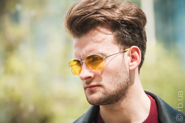 Ray-Ban Alex RB4201 6295/C9 on people 2