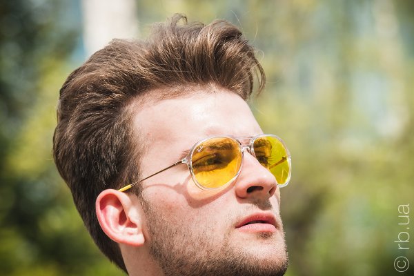 Ray-Ban Alex RB4201 6295/C9 on people 4