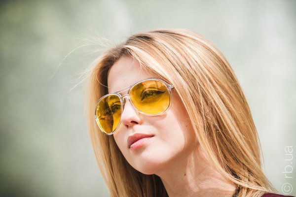 Ray-Ban Alex RB4201 6295/C9 on people 5
