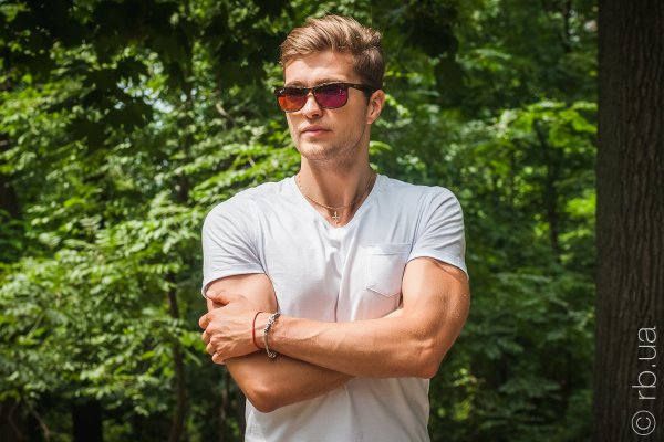 Ray-Ban Andy RB4202 710/6S   1
