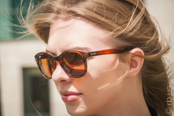 Ray-Ban Highstreet RB4203 820/73   3