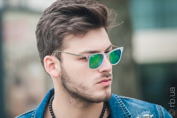 Ray-Ban Wayfarer LightRay RB4210 646/3R   3