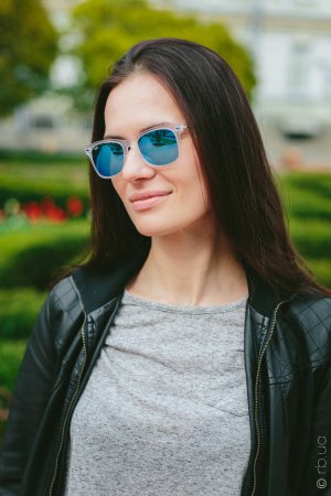 Ray-Ban Wayfarer LightRay RB4210 646/55   1