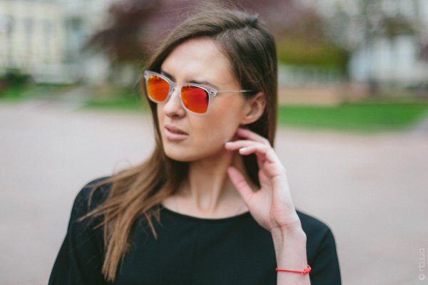 Ray-Ban Wayfarer LightRay RB4210 646/6Q   2