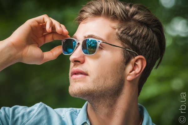 Ray-Ban New Wayfarer LightRay RB4225 646/55   2
