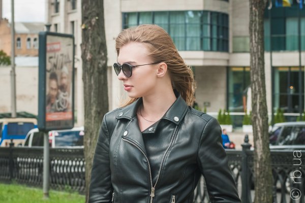 Ray-Ban Youngster Round RB4243 622/8G   1