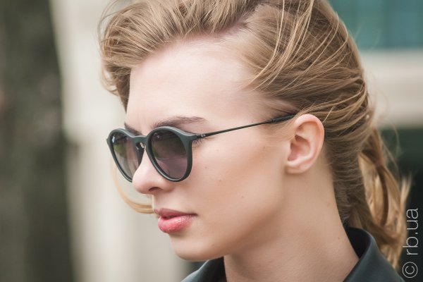 Ray-Ban Youngster Round RB4243 622/8G   2