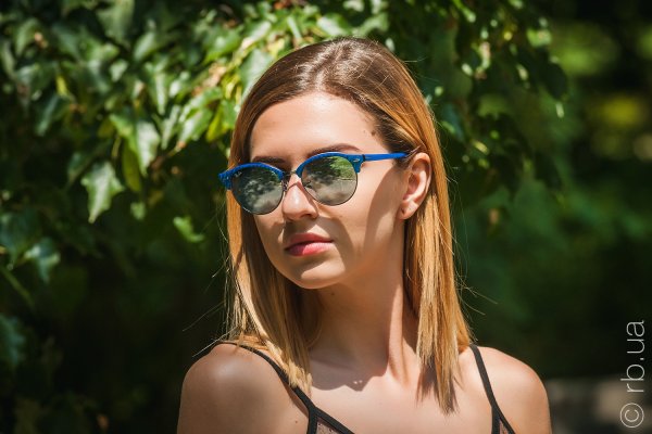 Ray-Ban Clubround RB4246 984/30   2
