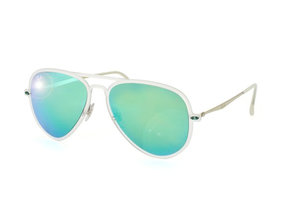 RB4211 646/3R Ray-Ban Aviator LightRay II