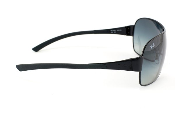   Ray-Ban Highstreet RB3392-002-8G Black | APX Gradient Grey