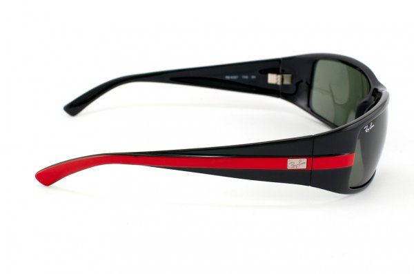   Ray-Ban Highstreet RB4057-745 Shny Black / Red Insert | Natural Green (G-15 XLT)