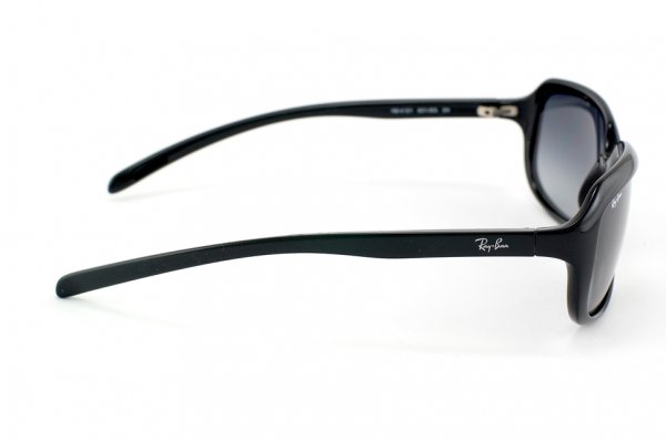   Ray-Ban Highstreet RB4131-601-8G Black | Poly. Gradient Grey