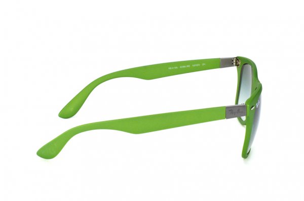   Ray-Ban Liteforce Wayfarer RB4195-6086-8E Green | APX Gradient Green