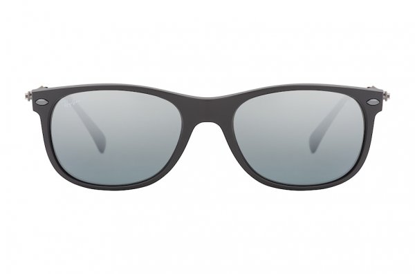   Ray-Ban New Wayfarer LightRay RB4318-601S-82 Matt Black | Polarized Silver Mirror