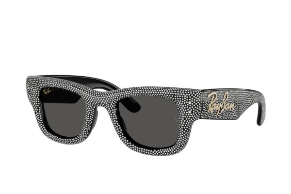 RB4940BP 6865/87 Ray-Ban Wayfarer Puffer